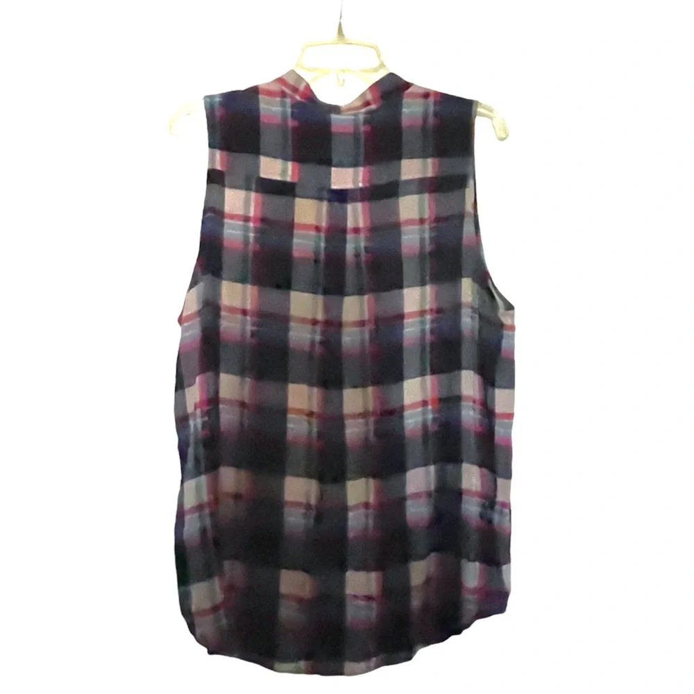 Fun 2 Fun Woman’s ModCloth Vintage Plaid Sleeveless Button Up Collared Blouse - Picture 4 of 10